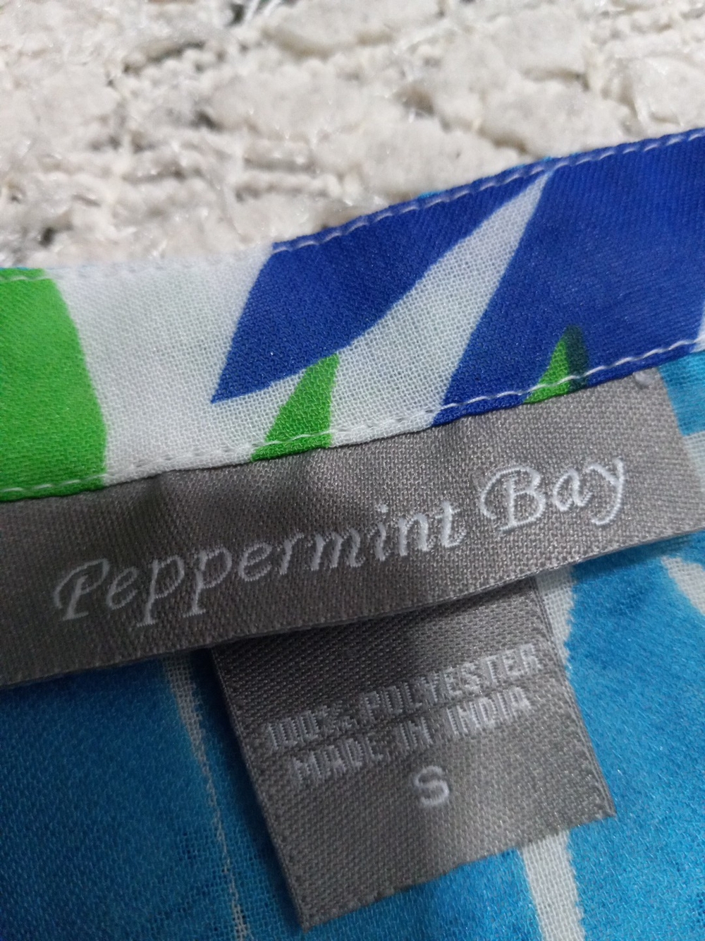 Peppermint Leaf-Print V-Neck Tunic Top Cover Up in Blue & Green Size S - Picture 3 of 10